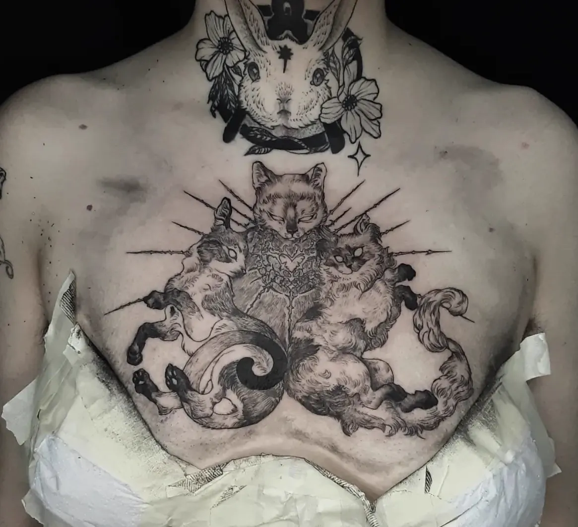 Tres felinos custodios, grabado